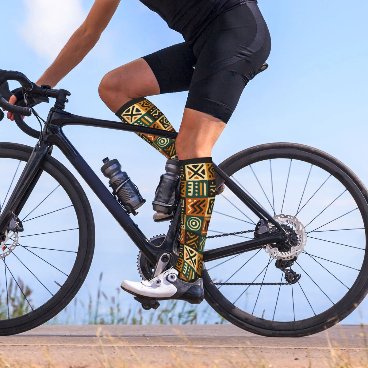 Traditional African Ethnic Tribal Ankara Geometric Mens Sports Compression Socks Novelty Spring Summer Autumn Winter Dress Socks