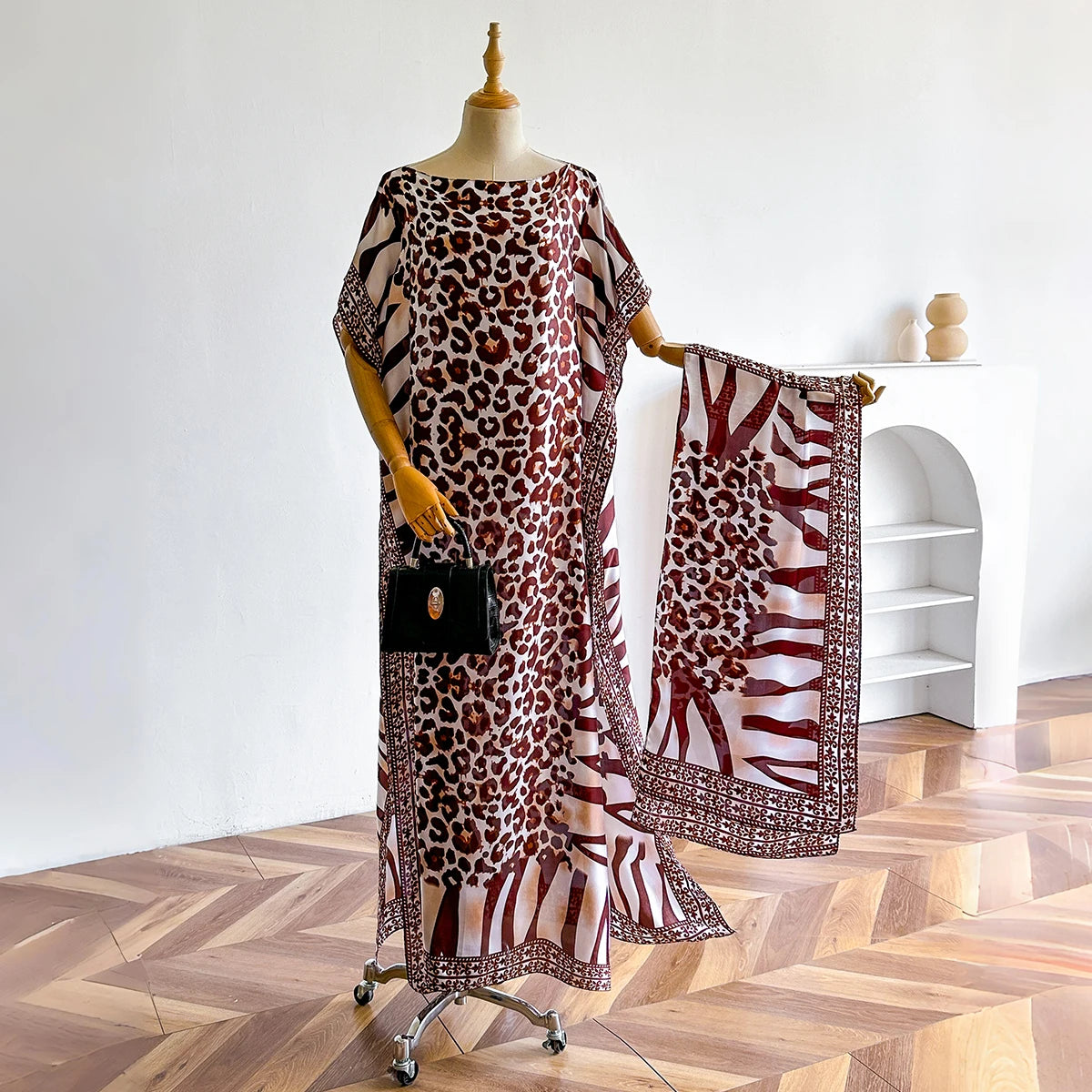 2025 New African Fashion Short Sleeve Colored Pattern Dubai Women Summer Real Silk Soft Printing Loose Tradition Muslim Scraf