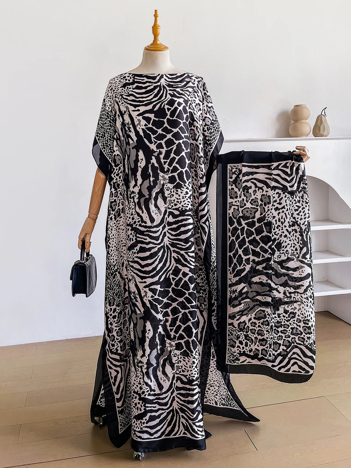 Dubai Mixed Animal Print Abaya With Matching Scarf, Boat Neck Batwing Sleeve Loose Maxi Kaftan Dress For African Muslim Women